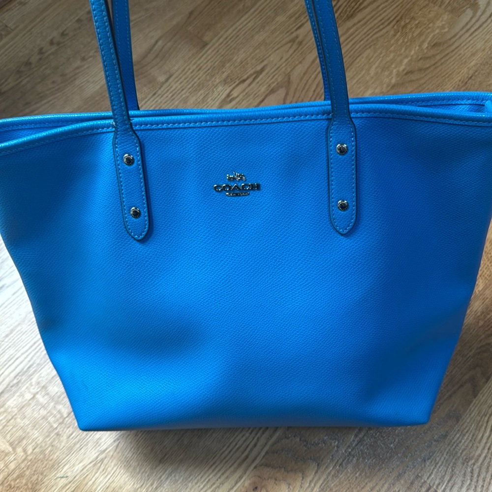Coach Crossgrain Blue tote